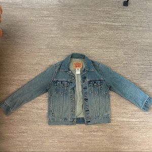 Levi’s Cropped Jean Jacket